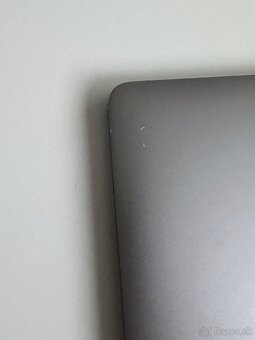 MacBook Pro 2018, 13 - inch, 256 GB - 5