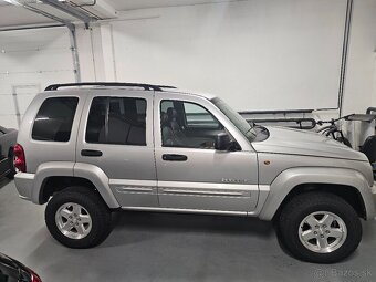 JEEP CHEROKEE KJ 2,5 CRDI 105kW - 5