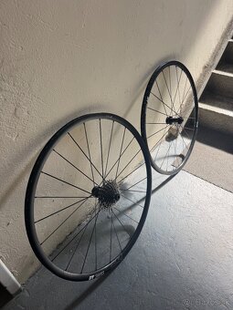 🚴 Predám cestné kolesá DT Swiss P1800 Spline 32 + kazeta - 5