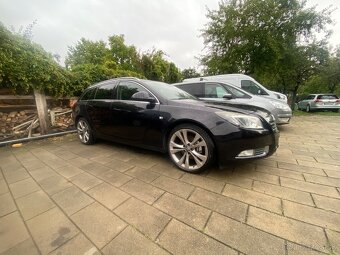 Opel Insignia sport tourer - 5