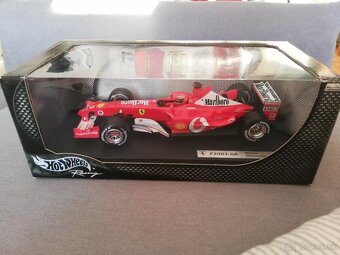 1:18 FERRARI F2003 M.Schumacher champion 2003 - 5