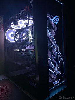 PC Skrinka Asus ROG Strix Helios - 5