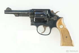Revolvery Smith & Wesson 357 Mag, 38 Spec - 5