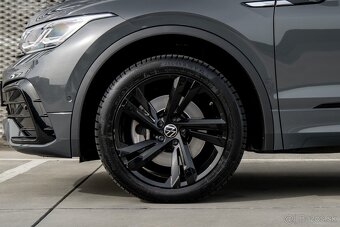 Volkswagen Tiguan - 5