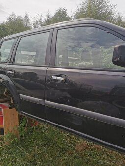 Nissan X-Trail T30 - 5