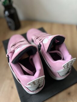 Air Jordan 4 Retro Orchid - 5