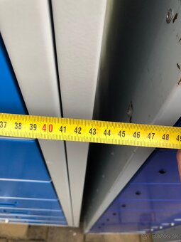 Plechová skriňa na náradie na drobnosti - 5