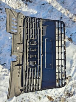 Predám Predná Maska Audi a4 avant B7 2007 3.0 TDI - 5