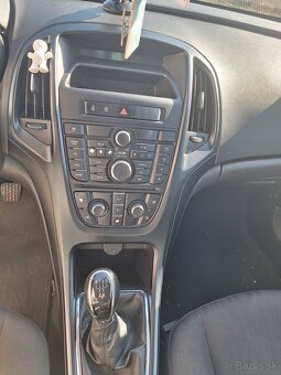 Opel astra j 1,4 - 5