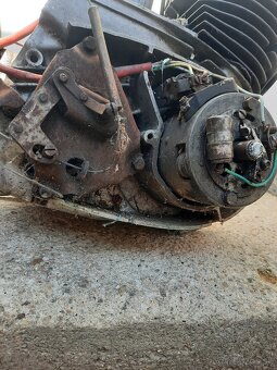 Jawa 250/590 šport motor - 5