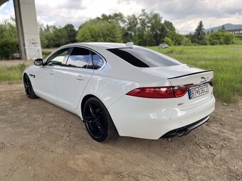Jaguar XF 2.0D 4x4 132kw 8st. Automat - 5
