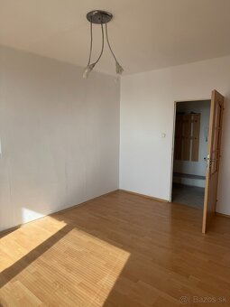 Trojizbový byt v blízkosti centra - 5