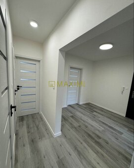 PREDAJ - veľmi pekný 3- izbový byt na ulici Jána Stanislava - 5