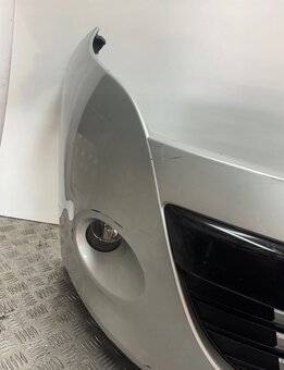 Renault Megane III 3 2008- predný nárazník - 5