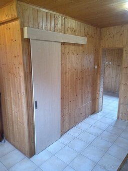 Chata u přehrady Zvolen- celoroční bydlení po rekonstrukci - 5
