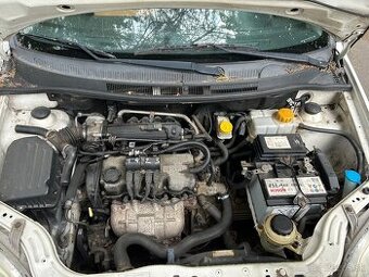 predám chevrolet aveo r.2008 - 5