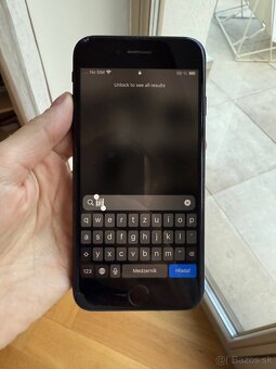 Apple iPhone SE (2020) 128GB cierny - 5