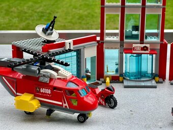 LEGO City 60110 Hasičská stanica - 5