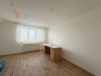 REZERVOVANÉ Predám 2,5 izbový byt s garážou Dubnica nad Váh - 5