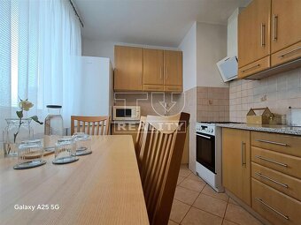 4-IZBOVÝ BYT HLOHOVEC 82m2 - 5