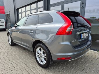 Volvo XC60 D4 2.4L Drive-E Momentum Geartronic AWD - 5