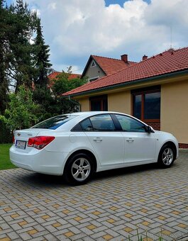 Chevrolet Cruze 1.6 benzín - 5