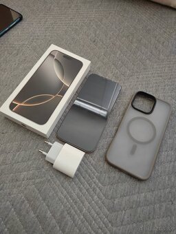 iPhone 16 Pro Max 256GB natural titanium - 5