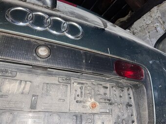 Kufor na Audi A6 C5 - 5