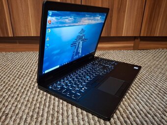 DELL Latitude 5580 s i5 ,FullHD, podsvietená klávesnica - 5