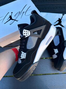 Nike Air Jordan 4 Retro "White Thunder" Black/White tenisk - 5