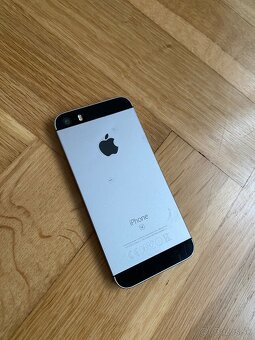 iPhone SE - 5