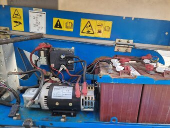 Pracovná plošina Genie TZ50, rok 2012, 18m - 8,5 bočný - 5