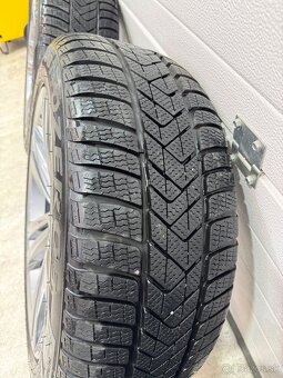 245/45 R18 DOT03/24 Pirreli + Original Disky VW Sebring - 5
