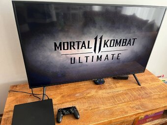 PS4 Slim 1TB - 5