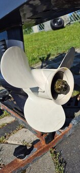 Lodný motor Yamaha 30 DMHO, 2-takt,krátká noha, zánovný stav - 5