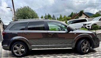 Fiat Freemont Edícia Cross 2.0 MultiJet 125kW 4x4 7-Miesne - 5