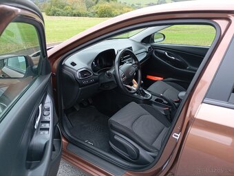 Hyundai i30 1.4i Comfort - 5