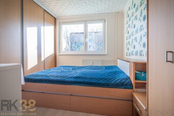 Zrekonštruovaný 3-izbový byt neďaleko širšieho centra Poprad - 5