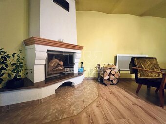 Na predaj rodinný dom s pivnicou, altánkom a garážou, v... - 5