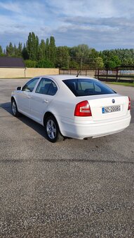 Predám Škoda Octavia 2 1.6 benzín . - 5