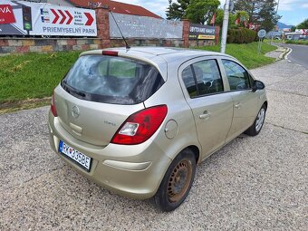 Opel Corsa 1.2 16V Essentia - 5