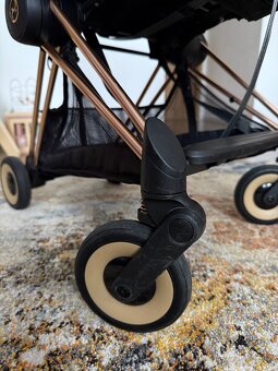 Cybex coya rosegold/black - 5