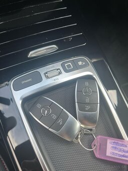 Predám Mercedes-Benz CLA 200 Coupé AMG Line - 5