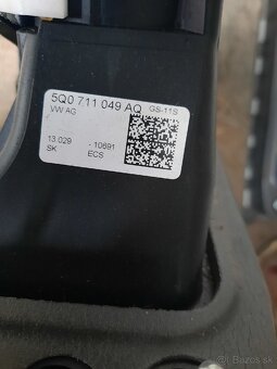 kulisa radenia Octavia 3, Golf 7 - 5