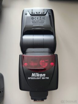 Nikon D7000 + Nikorr af-s 50mm 1.4G + Nikon SB700 - 5