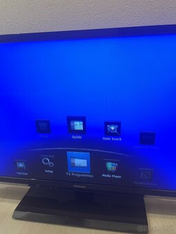 Toshiba TV 32RL938 pokazené asi LCD - 5