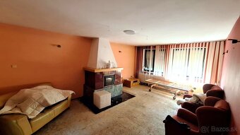 PREDAJ-4 izbový poschodový rodinný dom s garážou v Nesvadoch - 5