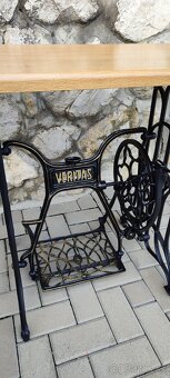 Stôl do kuchyne, konštrukcia šijací stroj - 5