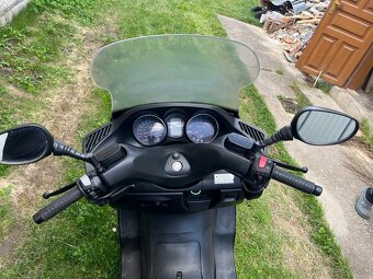 predam skuter yamaha majesty 400,25kw - 5