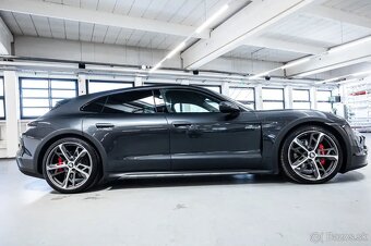 Porsche Taycan 4S - 5